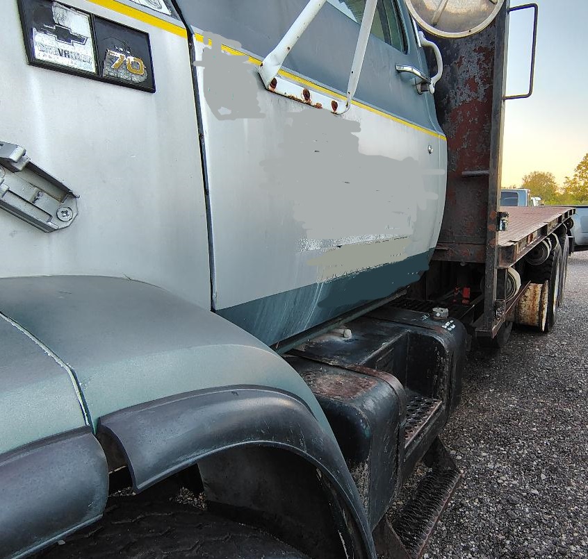 1989 CHEVROLET C70 - Image 10